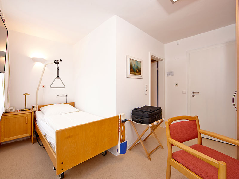 Patientenzimmer der Kategorie VITAL in der Begerklinik Garmisch